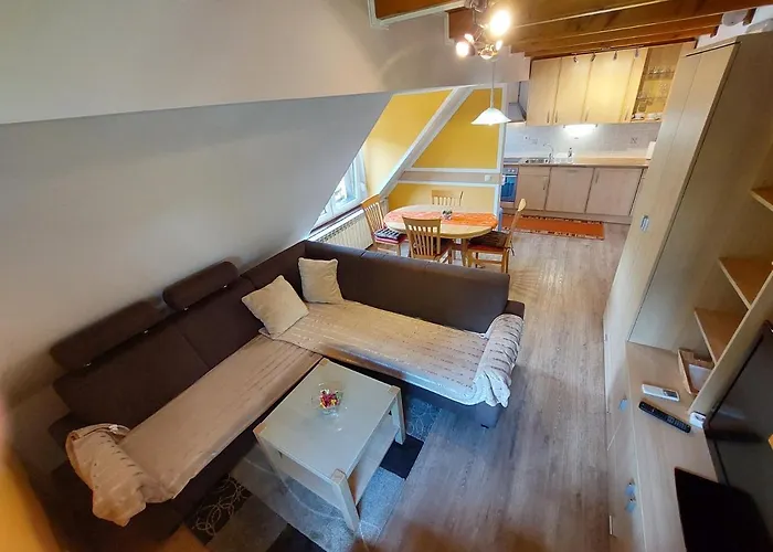 Ktrenc דירה בובק